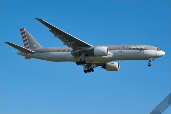 HL7739-AAR-2009-06-11EGLL — aviation photo by LPH2O