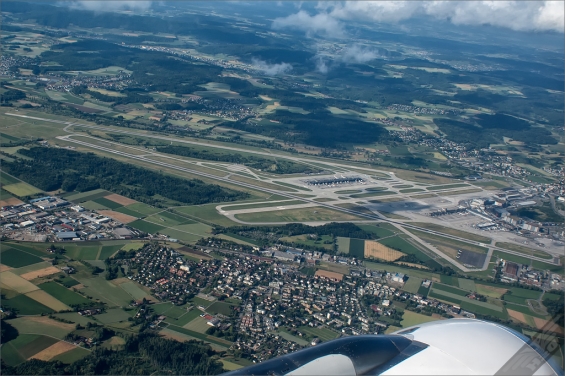Zurich-Airport-2011-06-18LSZH