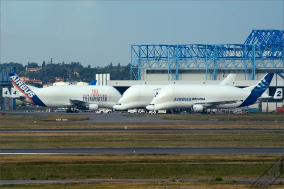 Airbus-Beluga-2008-08-12LFBO