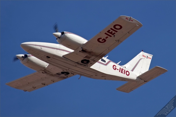 G-IEIO-Sky-Zone-2011-11-01LPFR