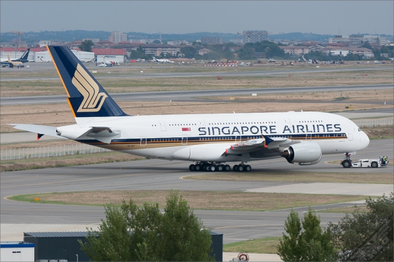 9V-SKT-SIA-2012-09-03LFBO