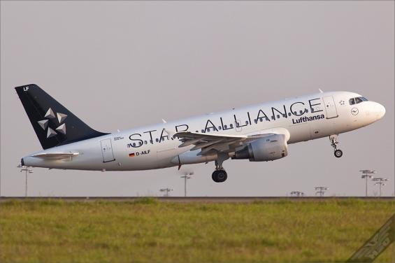 D-AILF-DLH-2013-05-07LFPG