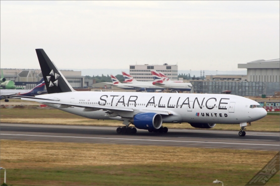 N218UA-UAL-2006-06-24EGLL