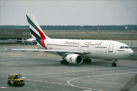 A6-EKH-UAE-1994-07-22EDDF