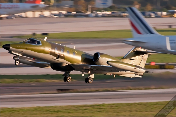 LJ-3-Finland-Air-Force-2010-11-20LPPT