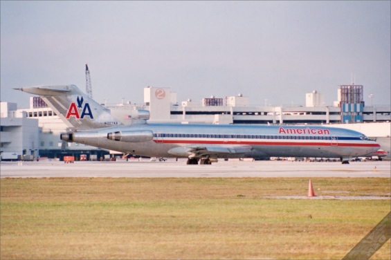 N707AA-AAL-KMIA1994